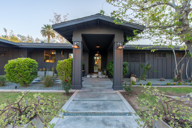Black Board and Batten Siding Paint Color Sherwin Williams Iron Ore Black Board and Batten Siding Paint Color Sherwin Williams Iron Ore #BlackBoardandBatten #BlackSiding #PaintColor #SherwinWilliamsIronOre #SherwinWilliams