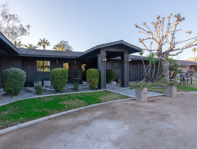 Black Board and Batten Siding Rancher Black Board and Batten Siding Rancher Black Board and Batten Siding Rancher Black Board and Batten Siding Rancher #BlackBoardandBatten #BlackSiding #Rancher