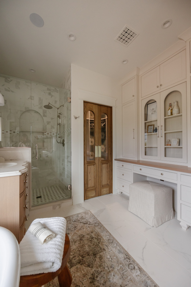 Bathroom linen cabinet make-up area Bathroom linen cabinet make-up area Bathroom linen cabinet make-up area #Bathroom #linencabinet #makeupcabinet