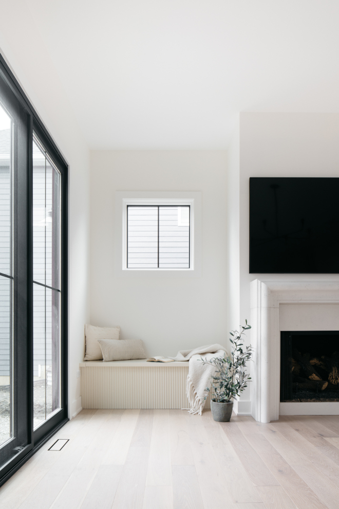 Benjamin Moore OC-7 Creamy White Ribbed Bench Cabinet Paint Color Benjamin Moore OC-7 Creamy White Ribbed Bench Cabinet Paint Color #BenjaminMooreCreamyWhite #RibbedBench #RibbedCabinet #PaintColor