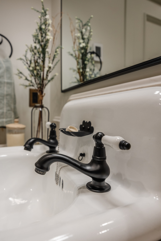 Vintage-style Faucet Vintage-style Faucet Vintage-style Faucet #VintagestyleFaucet