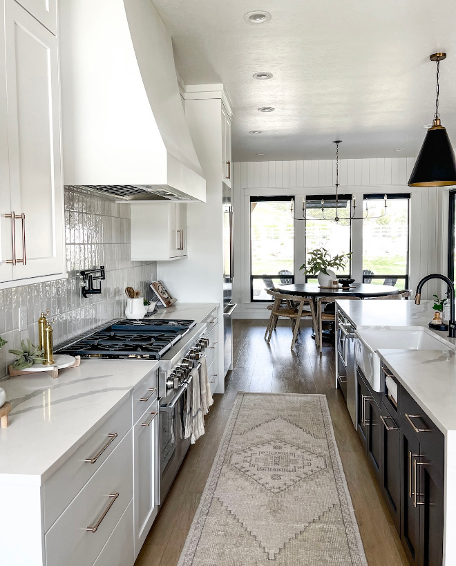 Custom Drywall Range Hood with curved front and flat sides Custom Drywall Range Hood with curved front and flat sides Custom Drywall Range Hood with curved front and flat sides #DrywallRangeHood #RangeHood #curvedRangeHood