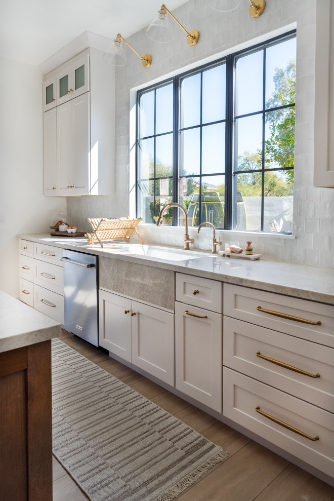 Sherwin Williams White Heron Neutral Kitchen Cabinet Paint Color Sherwin Williams White Heron Sherwin Williams White Heron Neutral Kitchen Cabinet Paint Color Sherwin Williams White Heron #SherwinWilliamsWhiteHeron #NeutralKitchenPaintColor #KitchenPaintColor #NeutralCabinetPaintColor #SherwinWilliams