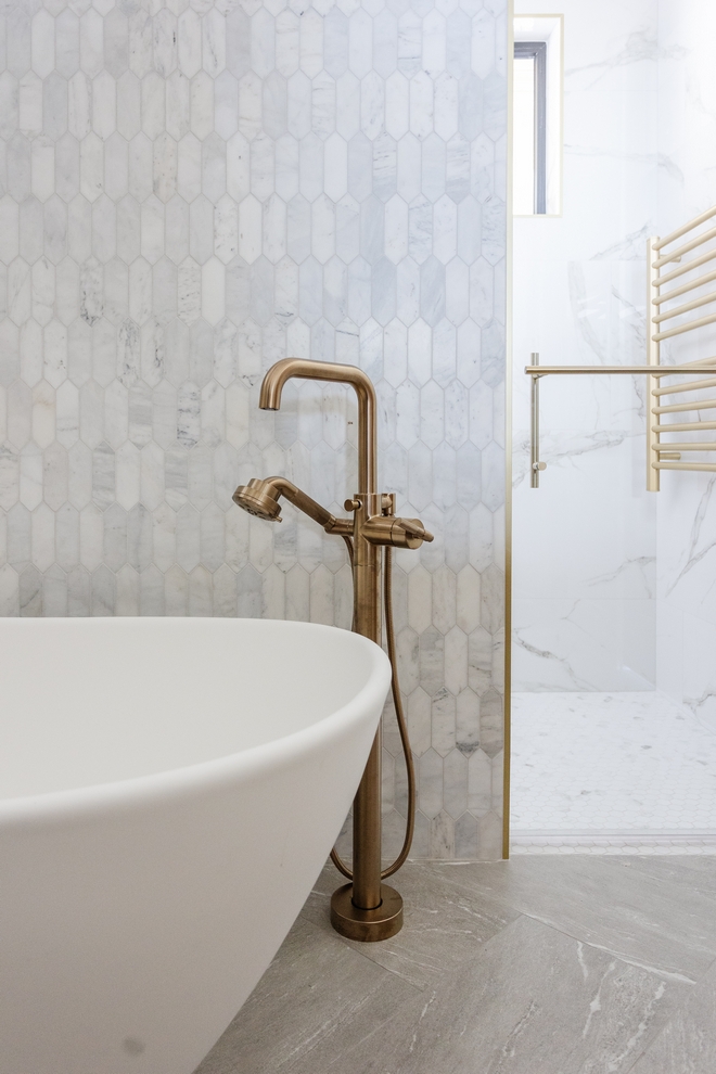 Tub filler
