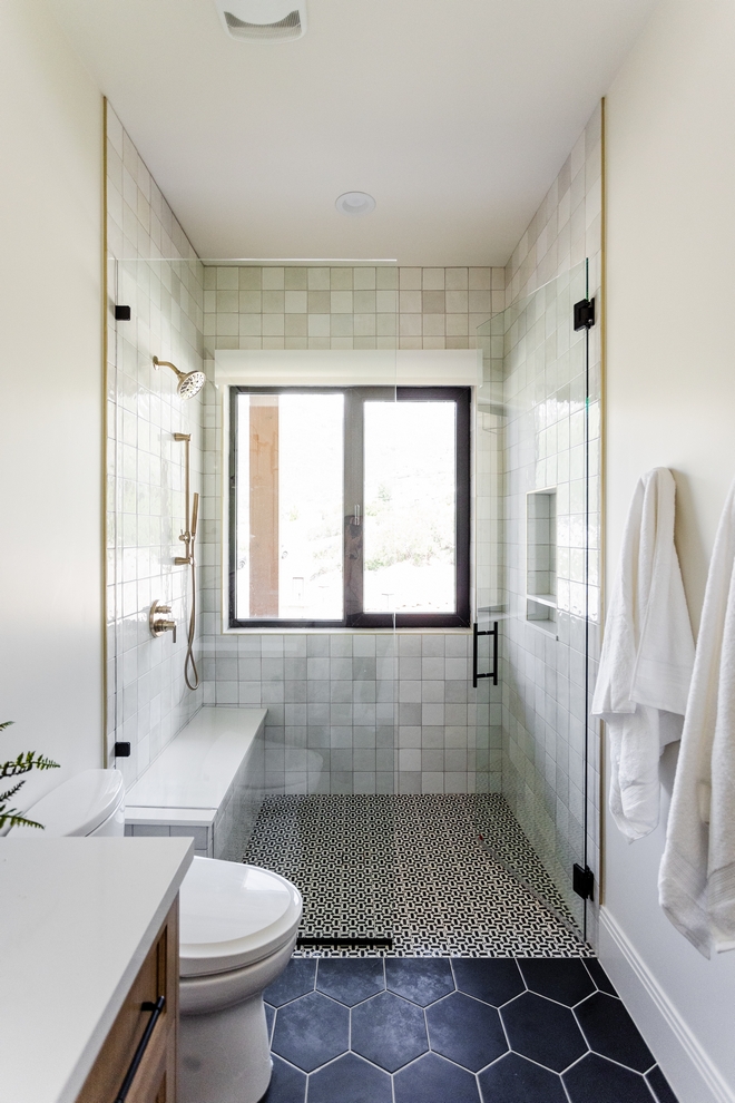 Curbless Shower Curbless Shower with cloe tile Curbless Shower #CurblessShower #cloetile
