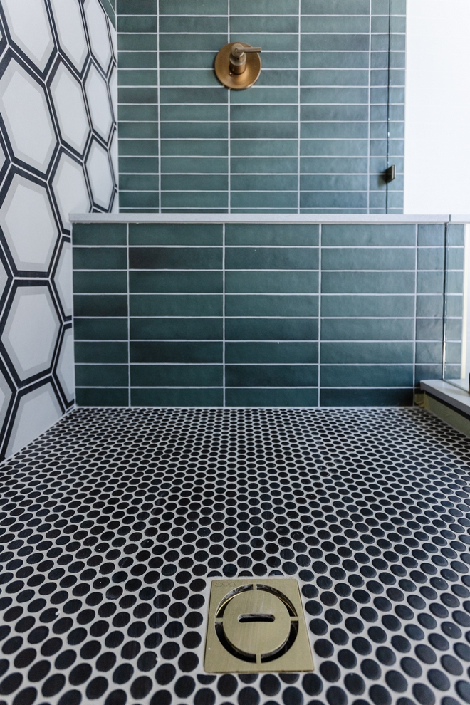 Patterned shower tile combination Patterned shower tile combination Patterned shower tile combination Patterned shower tile combination #Patternedtile #showertilecombination