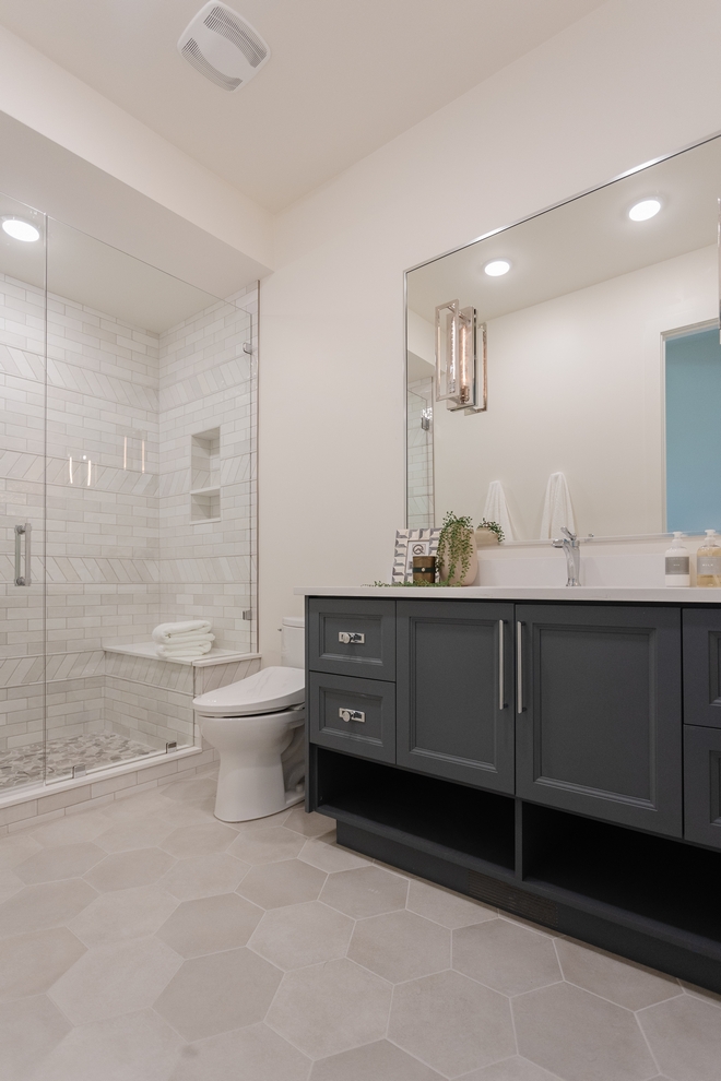 Sherwin Williams Grays Harbor #SherwinWilliams #SherwinWilliamsGraysHarbor #Paintcolor