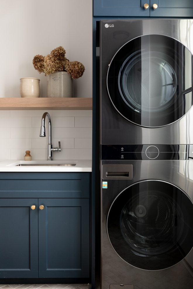 Sherwin Williams Gale Force cabinet paint color Sherwin Williams Gale Force cabinet paint color Sherwin Williams Gale Force cabinet paint color #SherwinWilliams #SherwinWilliamsGaleForce #cabinet #paintcolor