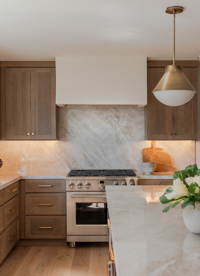 Drywall Range Hood Design Drywall Range Hood with cabinets on both sides Drywall Range Hood Design Drywall Range Hood with cabinets on both sides #Drywall #RangeHood #DywallRangeHood #RangeHoodDesign #DrywallHood #DrywallHoodwithcabinets