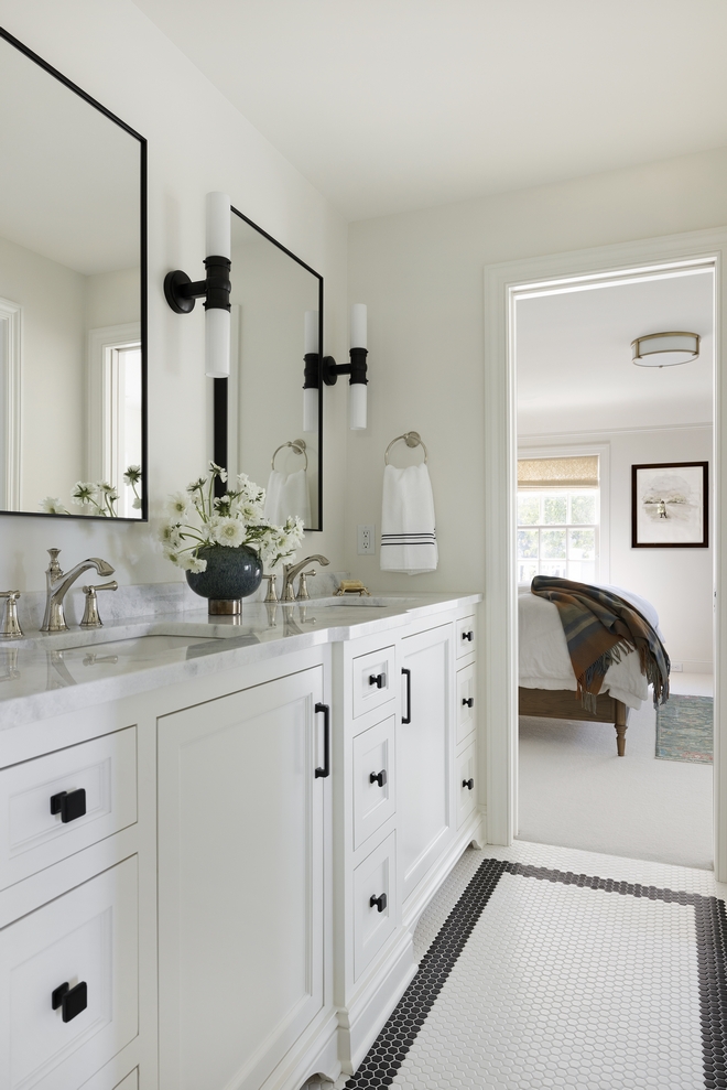 Benjamin Moore White Dove Bathroom Paint Color Benjamin Moore White Dove Bathroom Paint Color #BenjaminMoore #BenjaminMooreWhiteDove #Bathroom #PaintColor