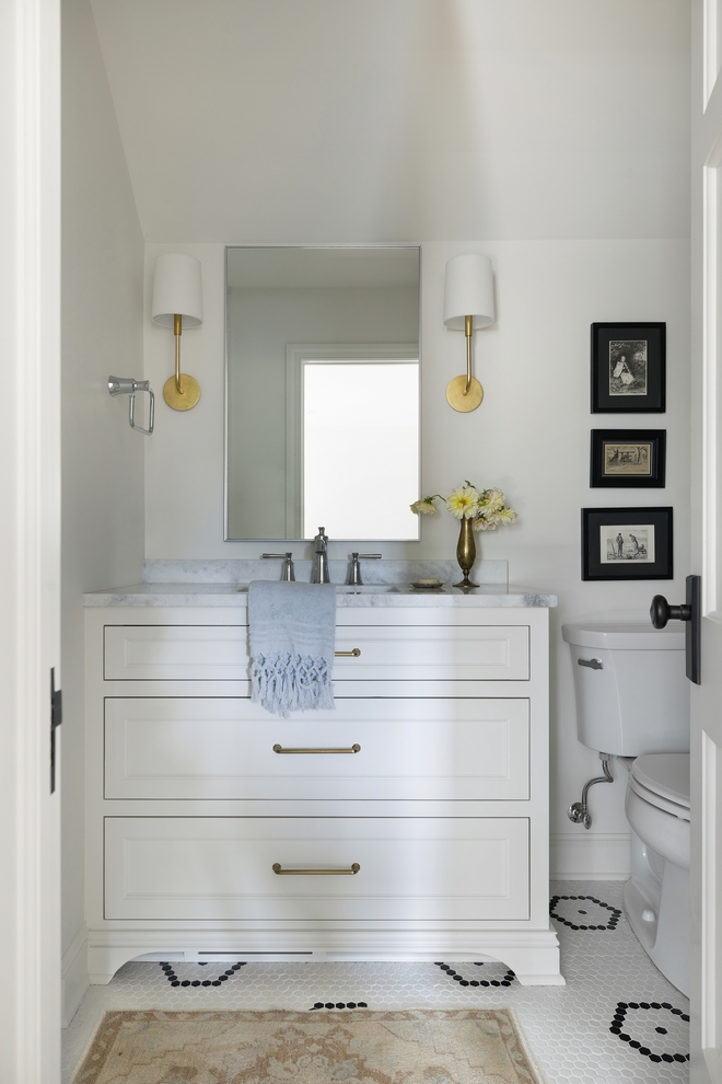 Benjamin Moore White Dove