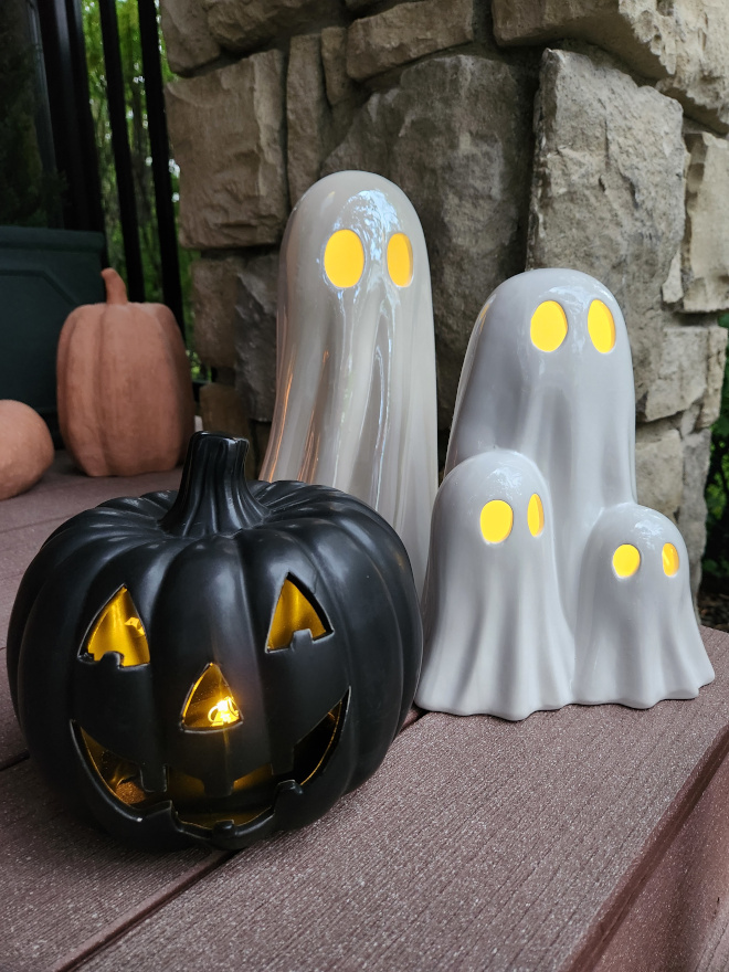 Hallow Home Ceramic Led Light Up Spooky Ghost Trio Halloween Decor Hallow Home Ceramic Led Light Up Spooky Ghost Trio Halloween Decor