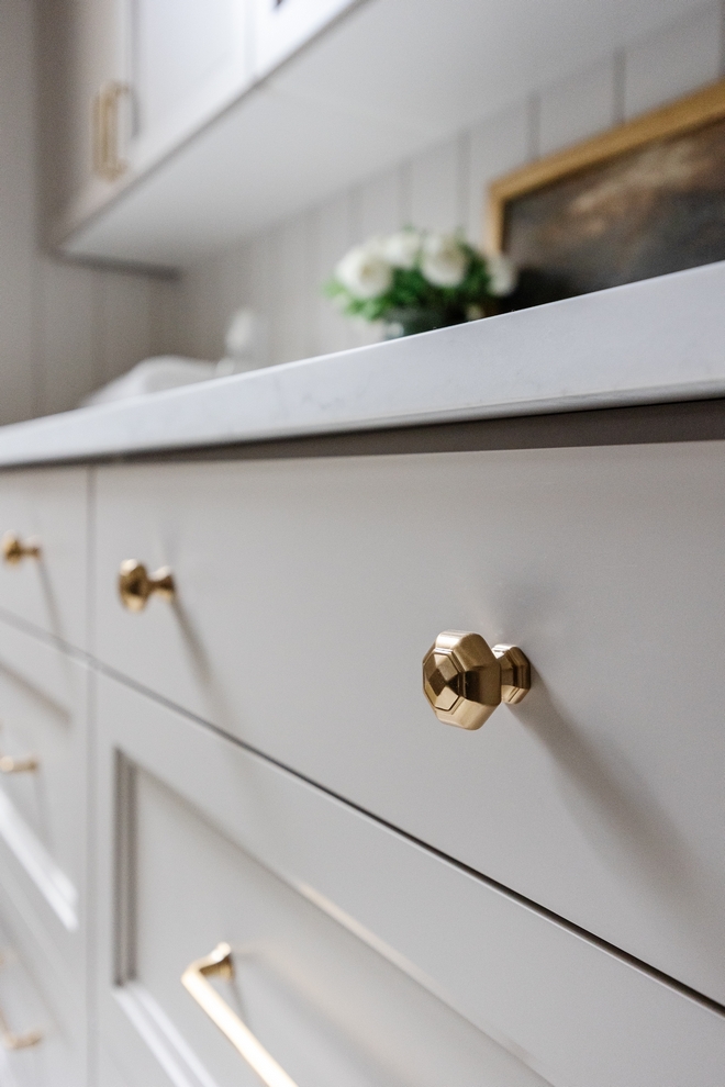 Stone Hearth by Benjamin Moore IRL