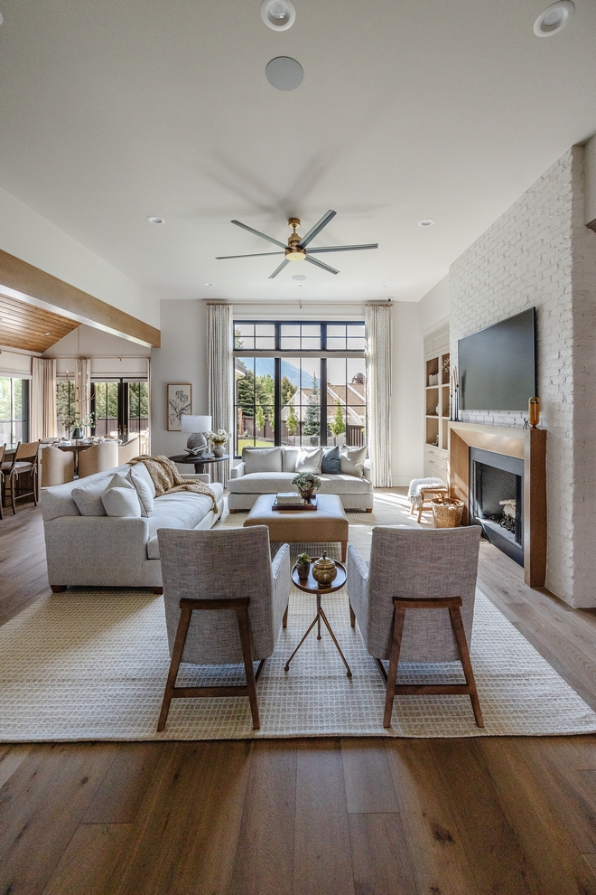Great room design Great room design furniture layout Great room design #Greatroom #Greatroomdesign #furniture #furniturelayout #Greatroomdesignideas #rug #ceilingfan #firereplace