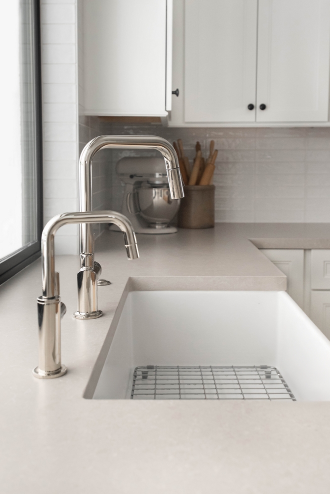 Neutral Quartz Countertop Ideas Della Terra Ivory White Honed Della Terra Ivory White Honed Countertop Neutral Quartz Countertop Ideas Neutral Quartz Countertop Ideas Neutral Quartz Countertop Ideas #NeutralCountertop #QuartzCountertop #NeutralCountertopIdeas