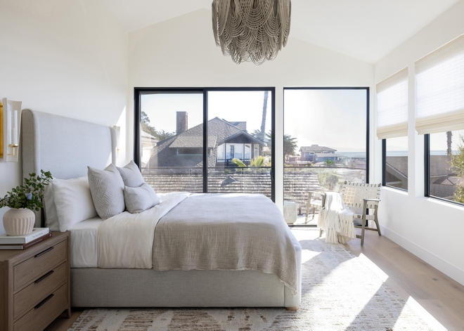 White Bedroom Paint Color Benjamin Moore Simply White Bedroom Paint Color Benjamin Moore Simply White Bedroom Paint Color Benjamin Moore Simply White #WhiteBedroom #PaintColor #BenjaminMoore #BenjaminMooreSimplyWhite