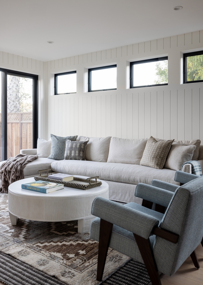 Benjamin Moore OC-152 Super White Benjamin Moore OC-152 Super White Benjamin Moore OC-152 Super White Benjamin Moore OC-152 Super White #BenjaminMooreOC152SuperWhite #BenjaminMoore #PaintColor