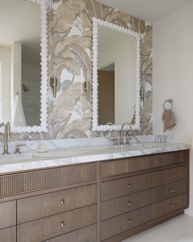 Bathroom Wallpaper Bathroom Palm Wallpaper Bathroom Wallpaper #Bathroom #Wallpaper #PalmWallpaper