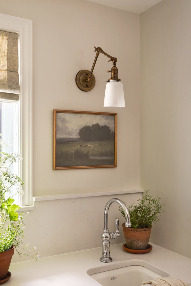 Benjamin Moore Seapearl Wall Paint Color