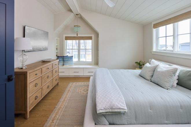 Sherwin Williams Drift of Mist The soft gray undertones in Drift of Mist work beautifully with White Dove Sherwin Williams Drift of Mist The soft gray undertones in Drift of Mist work beautifully with White Dove #SherwinWilliamsDriftofMist #softgray #undertones #DriftofMist #WhiteDove