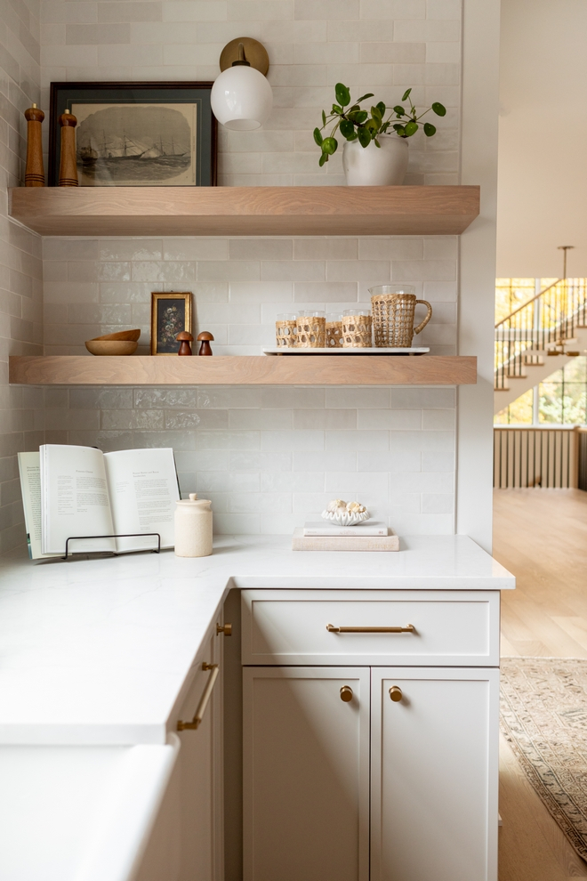 Neutral-kitchen-paint-color Image showing a neutral kitchen