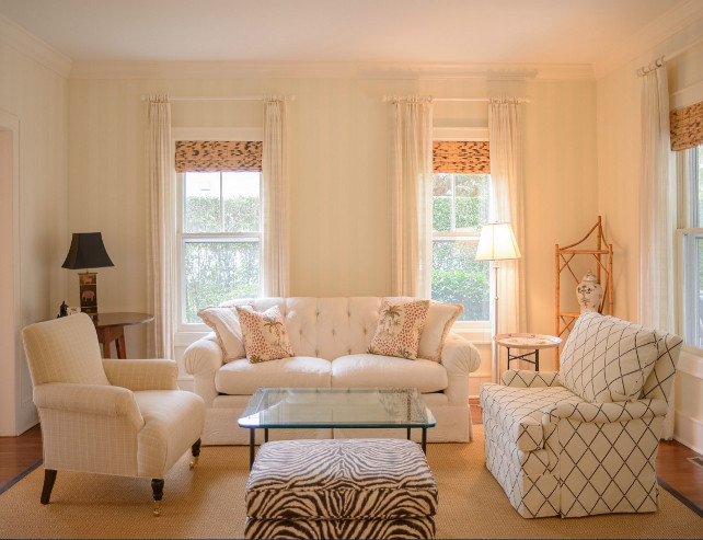 Family Room. Neutral Family room. #NeutralInteriors #FamilyRoom