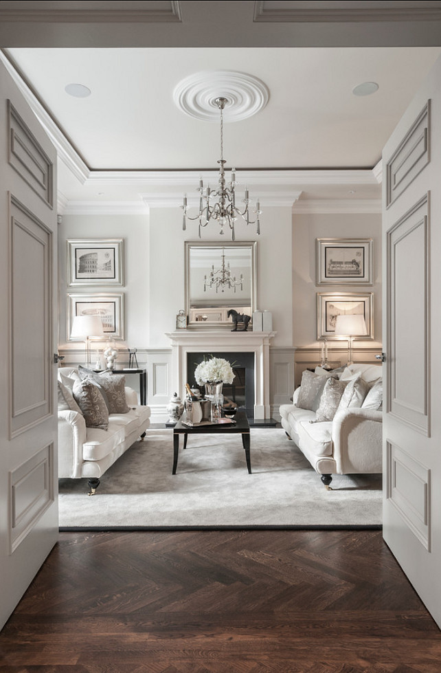 Living Room Design Ideas. Classic Living room with sophisticated decor. #ElegantInteriors #Interiors #LivingRoom