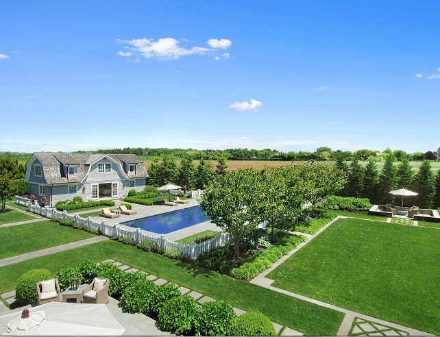 Pool House. This is a dreamy Pool House in the Hamptons. #PoolHouse