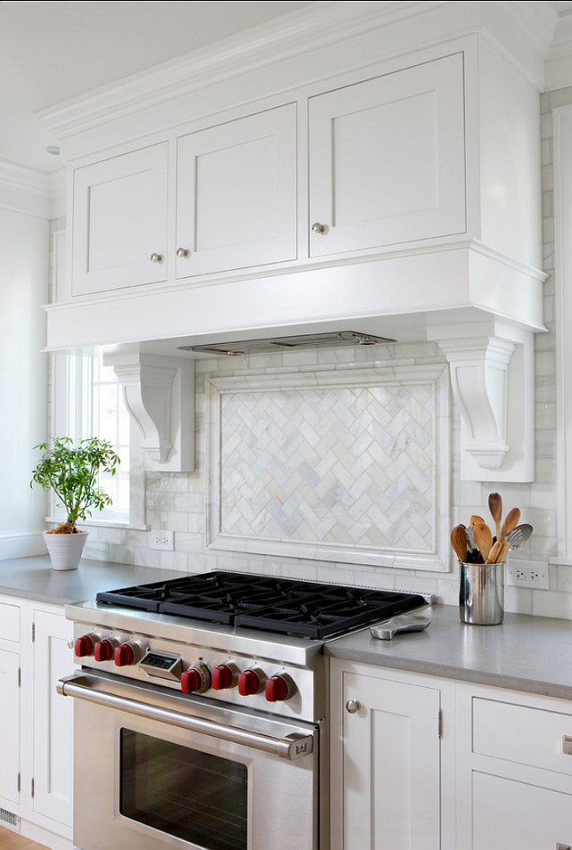 Kitchen Backsplah Ideas. I am loving this marble subway tile backsplash. #Kitchen #Backsplash