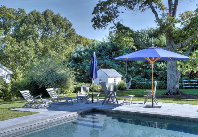 Bakcyard. Backyard in the country. Bakcyatd with mature trees, mature landscaping, pool. Backyard with teak furniture. #Backyard #Landscaping #TeakFurniture #Teak CK Architects.