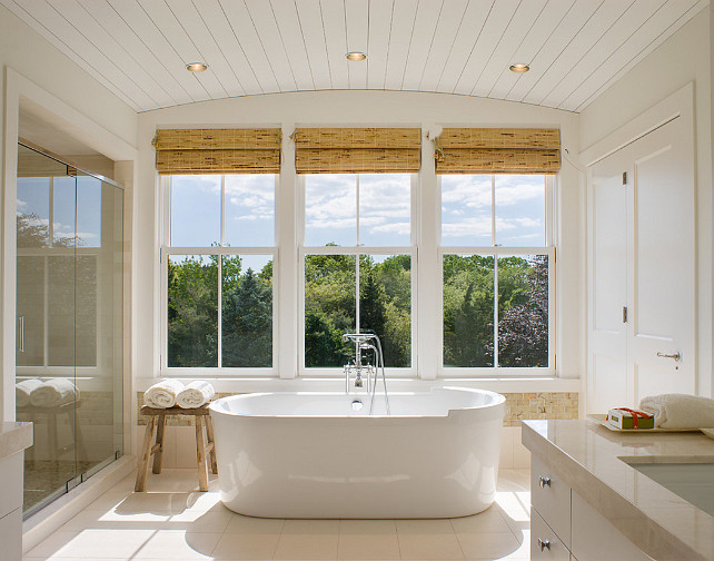 Bathroom. Bathroom windown. Bathtub and windows. #Bathroom #Bathtub #windows Gale Goff Architect