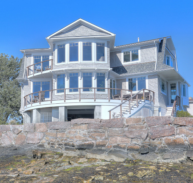 Beach House. Beach House Exterior. Shingle Beach House. Weathered Shingle Beach House. #BeachHouse #WeatheredShingle CK Architects.