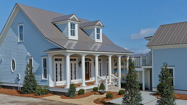 Benjamin Moore Woodlawn Blue HC-147. Coastal Home Exterior Paint Color. #BenjaminMooreWoodlawnBlueHC-147