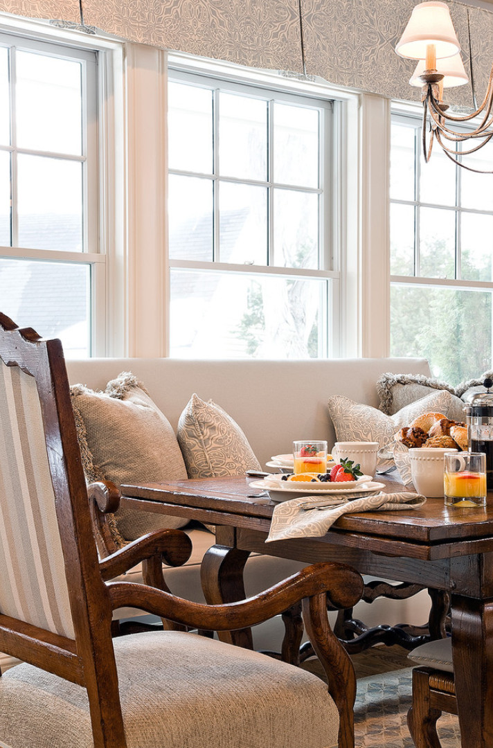 Breakfast Nook. Breakfast Nook Ideas. Breakfast Nook Design Ideas. #BreakfastNook Anita Clark Design.