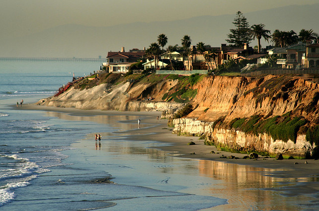 Carlsbad, San Diego, California. Via San Diego Scenic Photos.