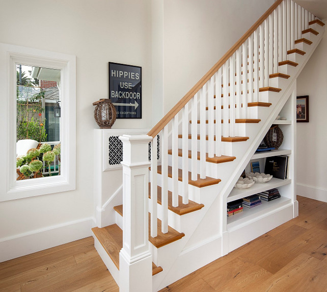 Casual Cottage Foyer with coastal motif. #Cottage #Foyer #CoastalInteriors Via Sotheby's Homes.