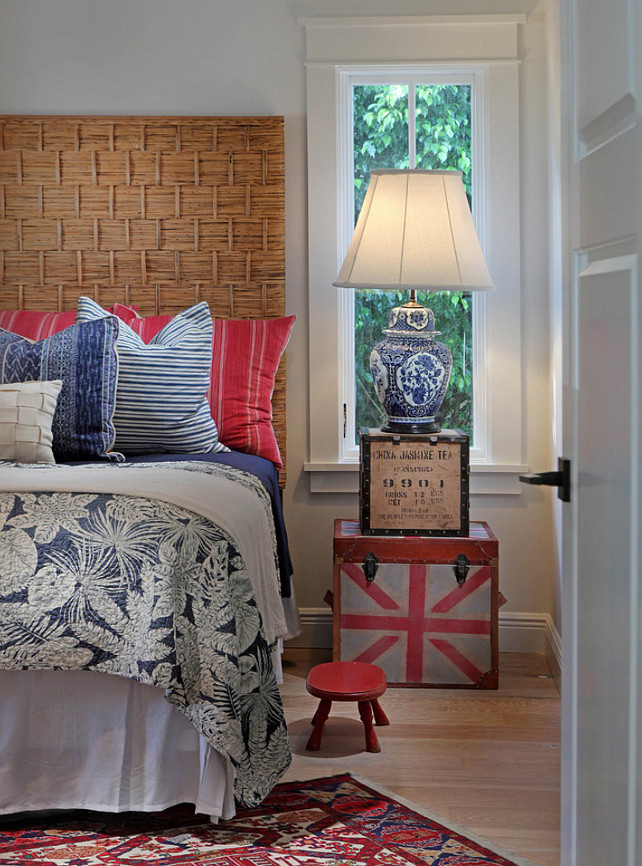 Coastal Bedroom. Classic Blue and white motif bedroom. #CoastalBedroom #BlueandwhiteMotif MHK Architecture & Planning.