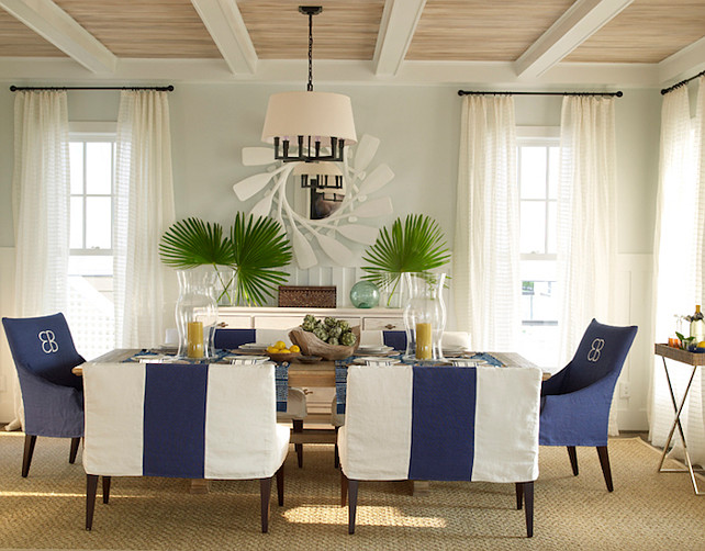 Dining Room. Dining Room Lighting. Oil-Rubbed Bronze. #DiningRoom #DiningRoomLighting Phoebe Howard.