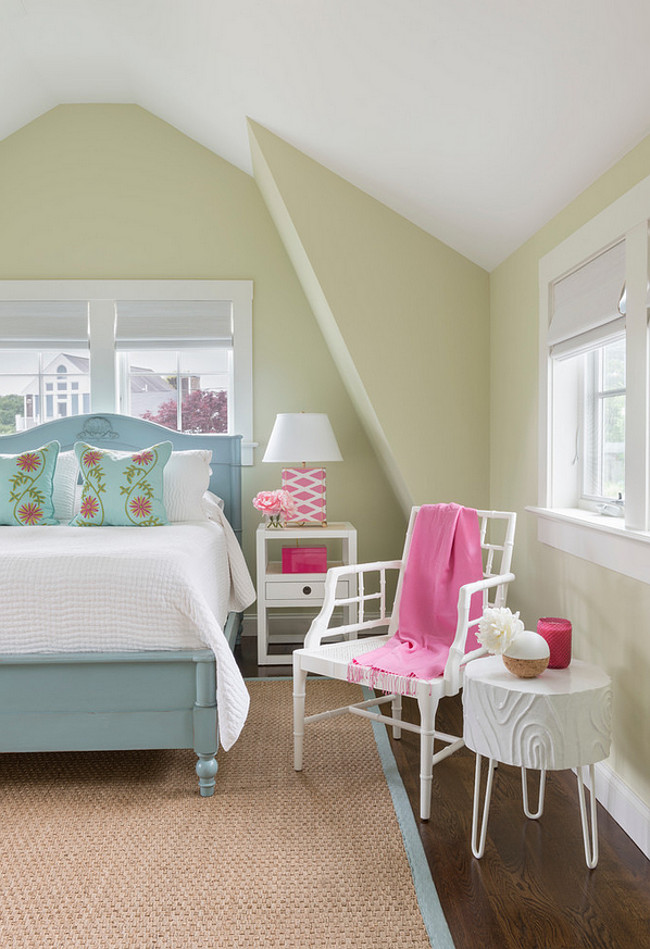 Dune Grass by Benjamin Moore. Benjamin Moore 492 Dune Grass. Dune Grass by Benjamin Moore. Benjamin Moore 492 Dune Grass. #BenjaminMooreDuneGrass #BenjaminMoorepaintcolors