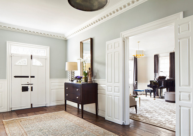 Foyer. Traditional Foyer Design Ideas. Foyer Decor. Foyer Paint Color. Foyer Furniture. #Foyer Alisberg Parker Architects.