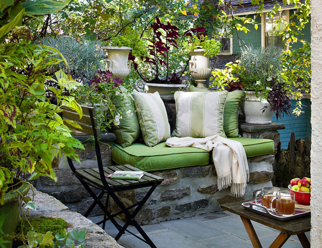 Garden Ideas. Patio Garden Plantas. Patio Garden Landscaping Ideas #Plants #Garden #Landscaping #Patio #PatioPlants Francis Dzikowski Photography Inc.