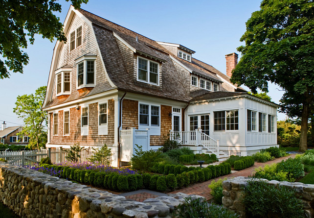 Backayard Ideas. Gorgeous backyard with beautiful conservartory and landscaping. #Backyard #Conservatory #Landscaping