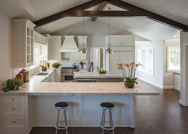 Granite Super White. Super White Granite Countertop. The countertop in this kitchen is Super White Granite. #SuperWhiteGranite #Granite #SuperWhite #Countertop Brownhouse Design.