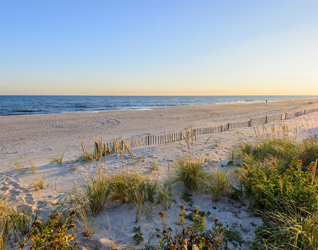 Hamptons Beach. #Summer #Hamptons #Beach Via Sotheby's Homes.