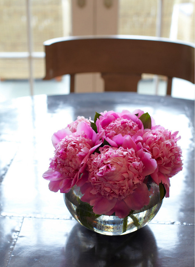 Home Decor Ideas. Detail of zinc top table and Klismos chairs with the best home decor fresh flowers! #HomeDecorIdeas