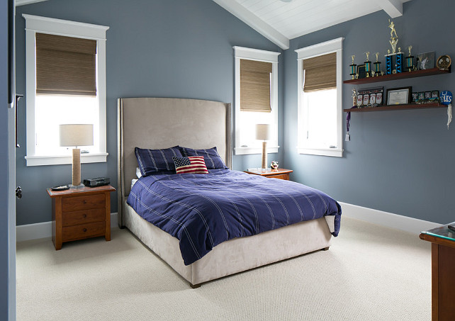 James river grey by Benjamin Moore. Benjamin Moore James River Grey. Paint Color is Benjamin Moore James River Grey. #BenjaminMooreJamesRiverGrey #JamesrivergreyBenjaminMoore #BenjaminMoorePaintColors