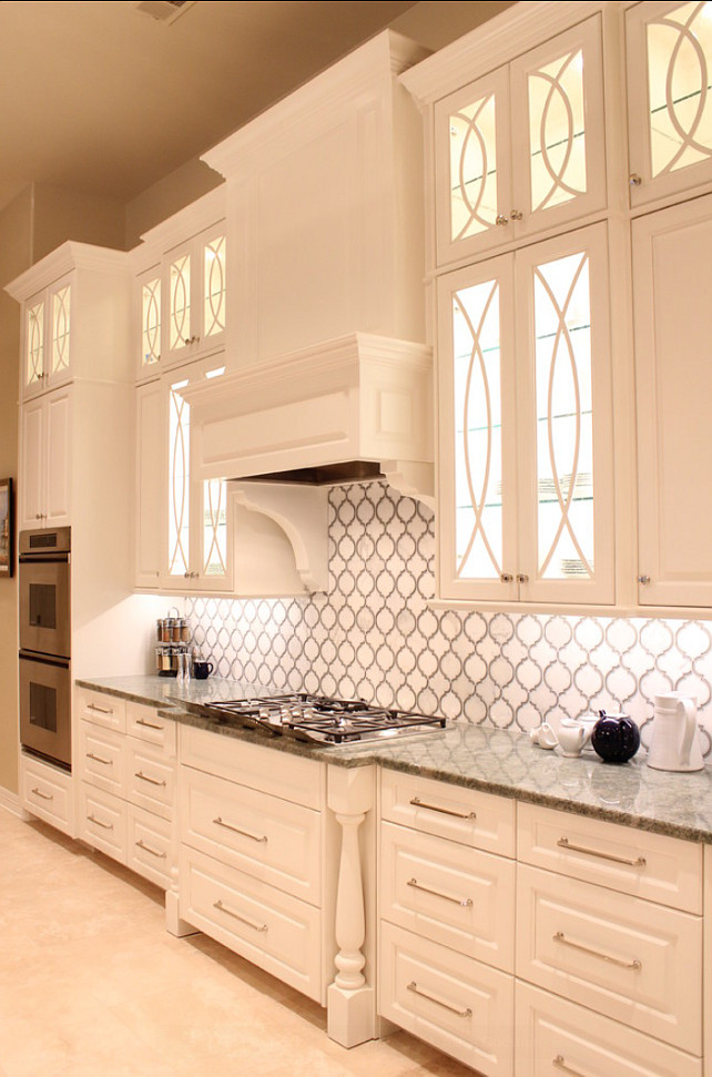 Kitchen Cabinet Design. Beautiful kitchen cabinets details. #Kitchen #Cabinet #KitchenCabinet