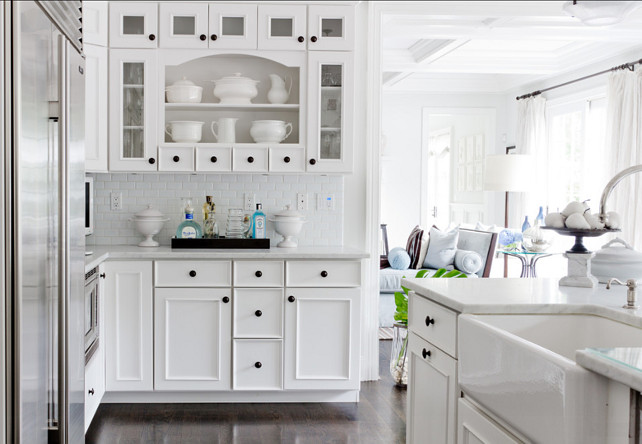 Kitchen Cabinet Ideas. White Kitchen Cabinet Design. #KitchenCabinet #WhiteKitchen