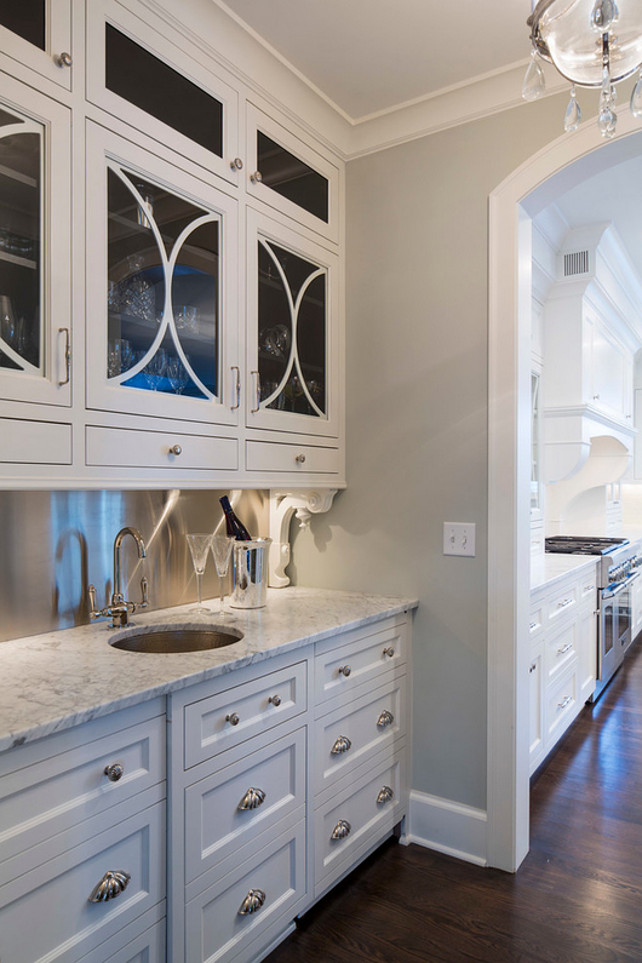 Kitchen Cabinet Simply White Benjamin Moore. Benjamin Moore OC-117 Simply White. #SimplyWhiteBenjaminMoore #BenjaminMooreSimplyWhite City Homes Design and Build, LLC