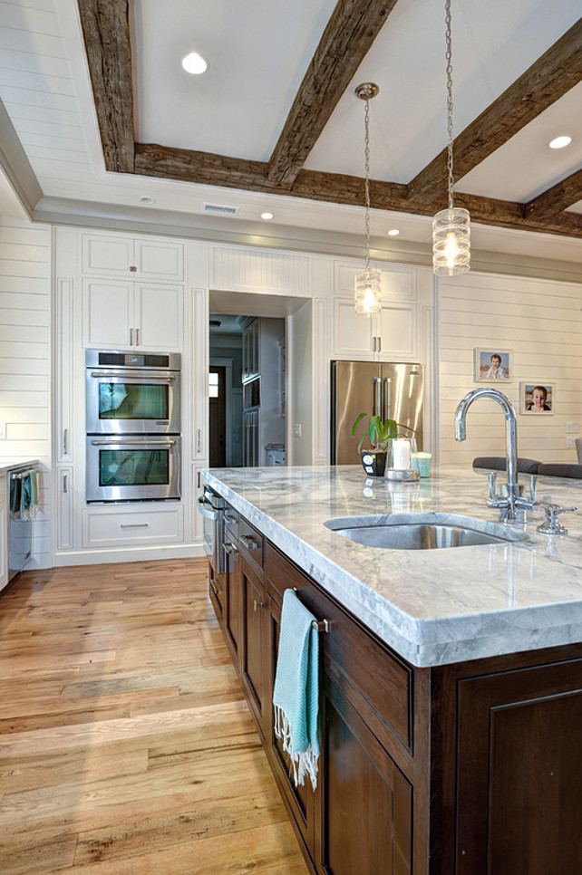 Kitchen Island Layout. Kitchen Island Cabinet Layout. Ink Architecture.